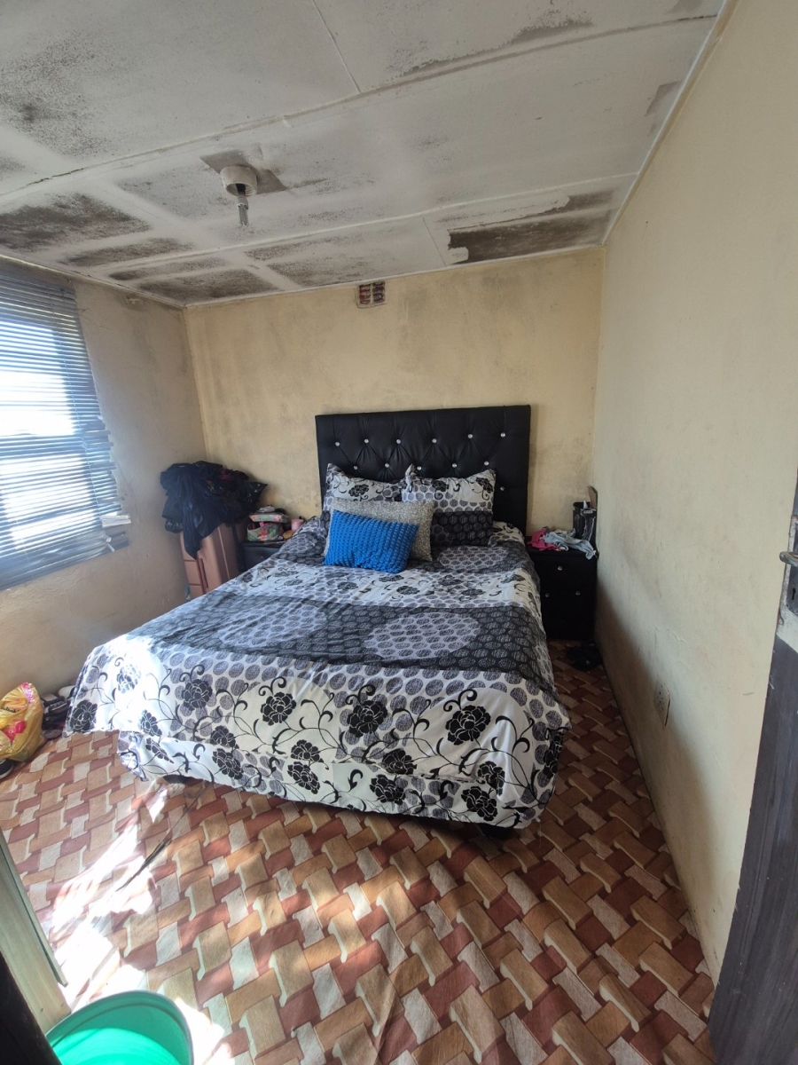 2 Bedroom Property for Sale in Kwazakhele Eastern Cape